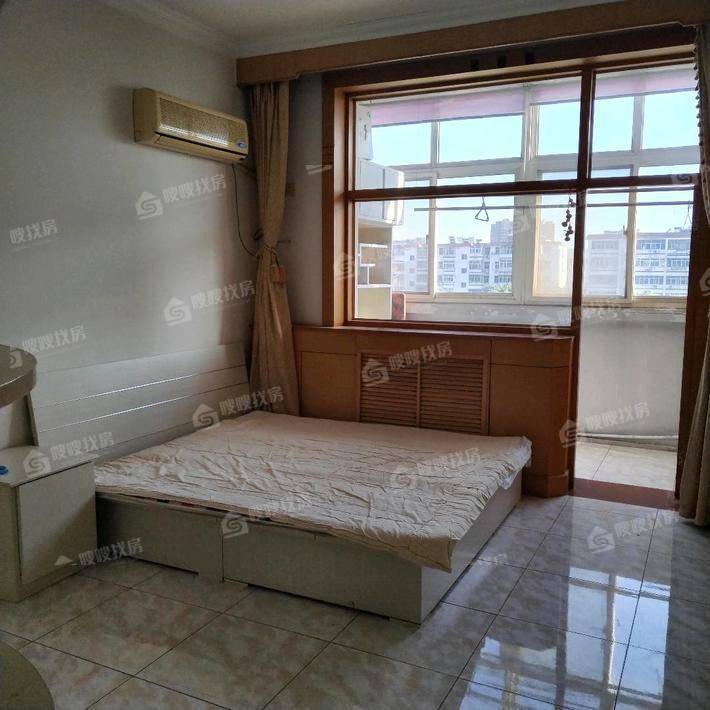 中心家园3室2厅1卫126㎡