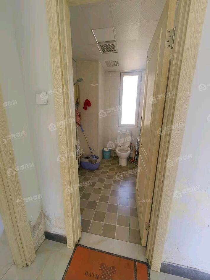 万泰丽景西区3室2厅2卫132㎡