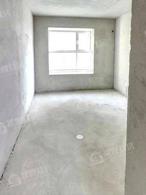 龙岸清华3室2厅2卫137㎡