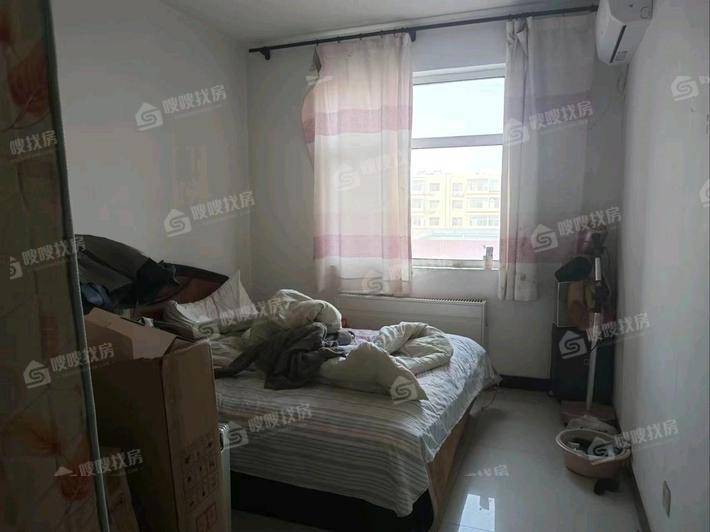 颐和新世界3室2厅1卫117㎡