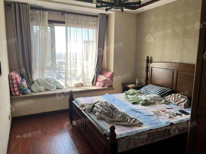 沧兴一品3室2厅2卫139㎡