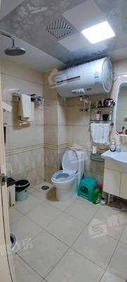 宏宇城（C区）3室2厅1卫118㎡