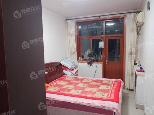 馨泰花园西区（欣泰小区西区）3室2厅1卫118㎡