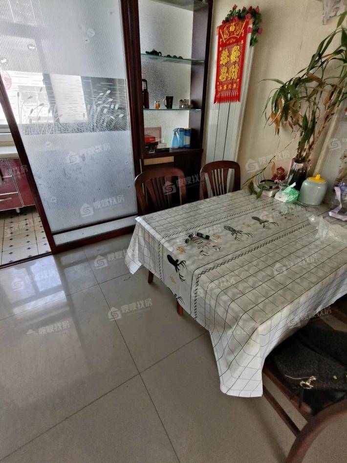 金地小区3室2厅2卫120㎡