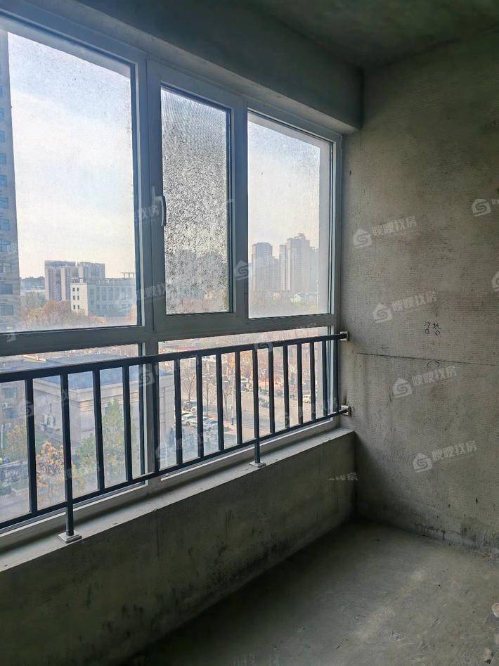 塞纳左岸3室2厅1卫128㎡