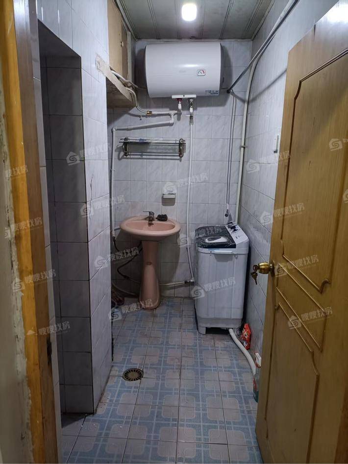 大化一区东院2室1厅0卫71㎡