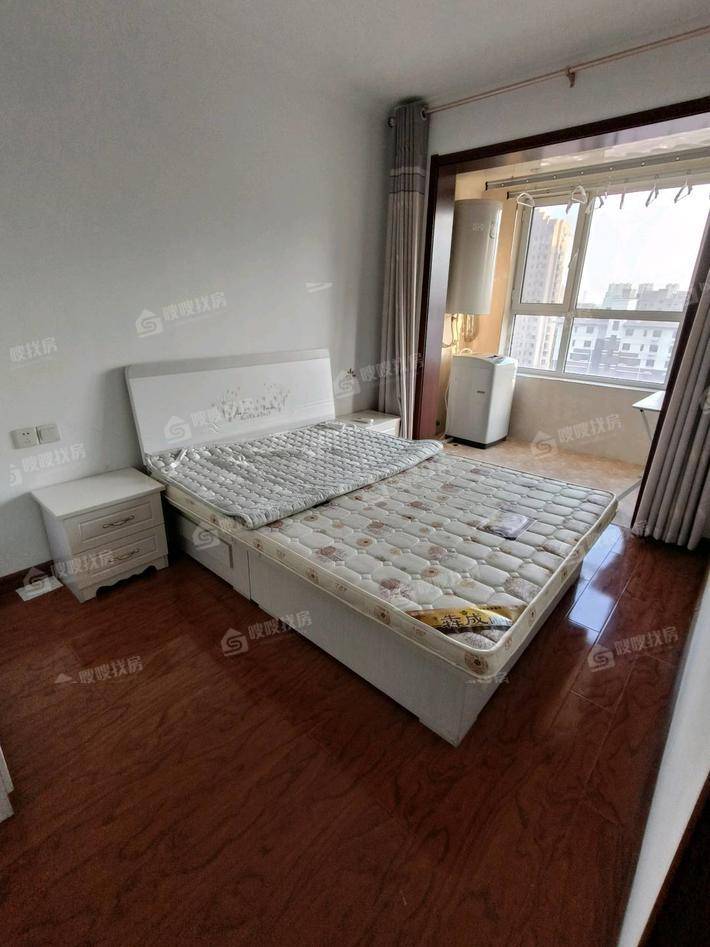 弘仁里3室2厅1卫105㎡