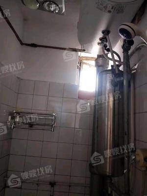 铁路三角线2室1厅1卫56㎡