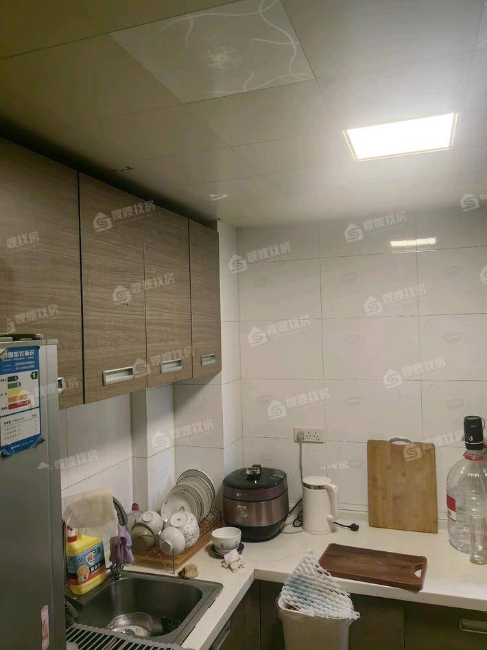 荣盛兰亭苑3室2厅2卫118㎡