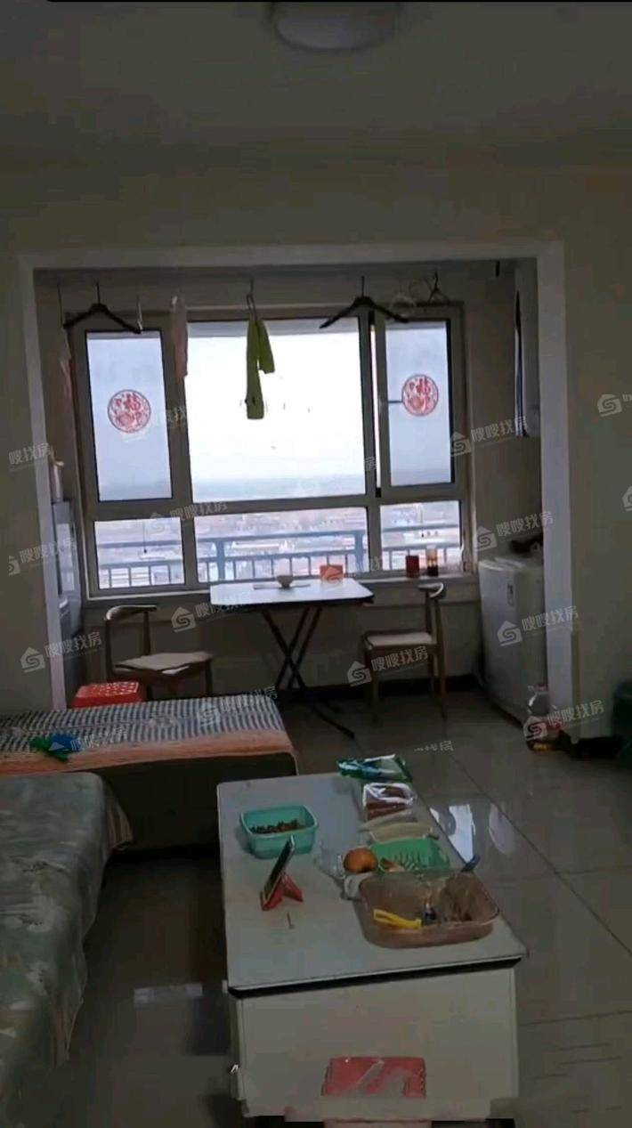 世纪福邸2室2厅1卫90㎡