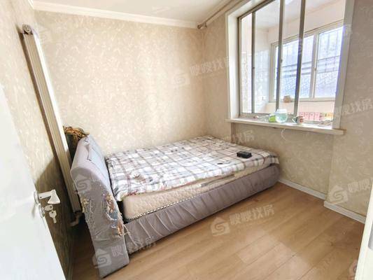 富安小区/安全局家属3室2厅2卫108㎡
