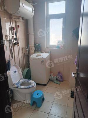 天成首府3室2厅2卫136㎡