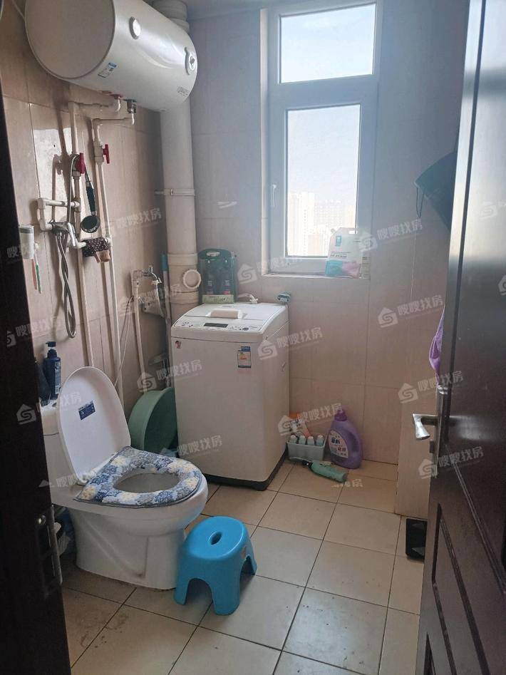 天成首府3室2厅2卫136㎡