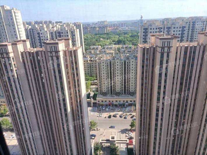恒大悦府4室2厅2卫145㎡