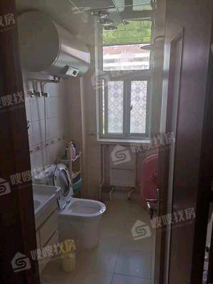 广厦阳光3室2厅2卫122㎡