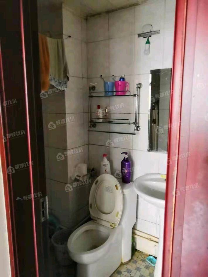 环保局宿舍2室1厅1卫75㎡