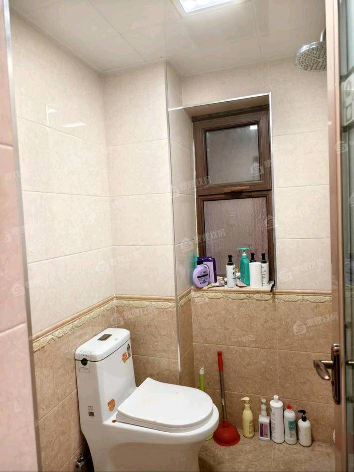 荣盛兰亭苑3室2厅2卫110㎡