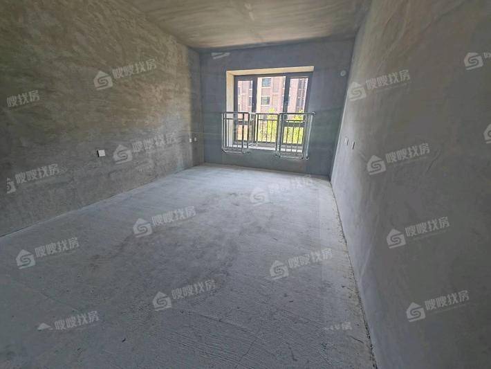 天成和悦名著东区4室2厅2卫145㎡