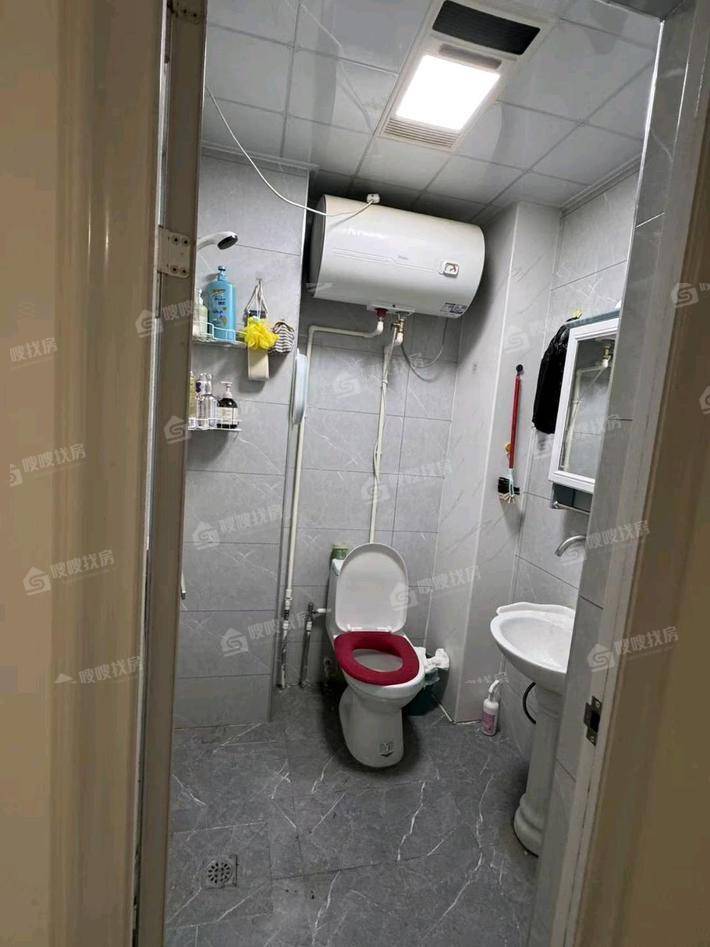 龙岸清华2室2厅1卫90㎡