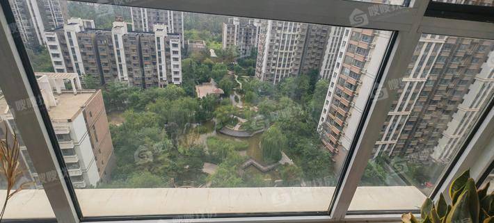 荣盛阿尔卡迪亚文景苑3室2厅2卫139㎡