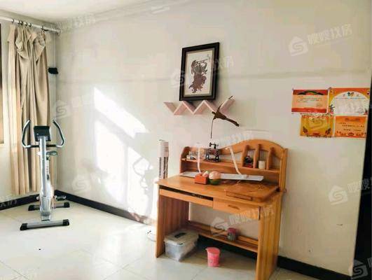 万泰家园3室2厅2卫135㎡