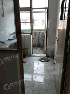 铁路三角线2室1厅1卫56㎡