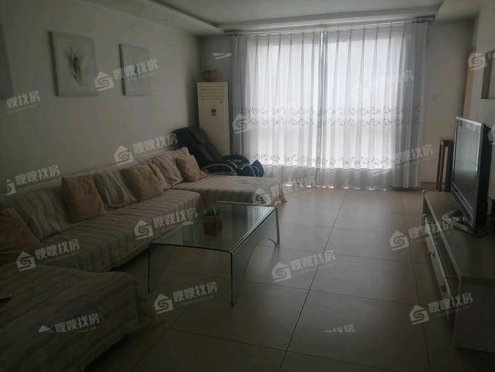万泰阳光花园3室2厅2卫138㎡