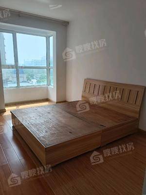 塞纳左岸3室2厅2卫137㎡