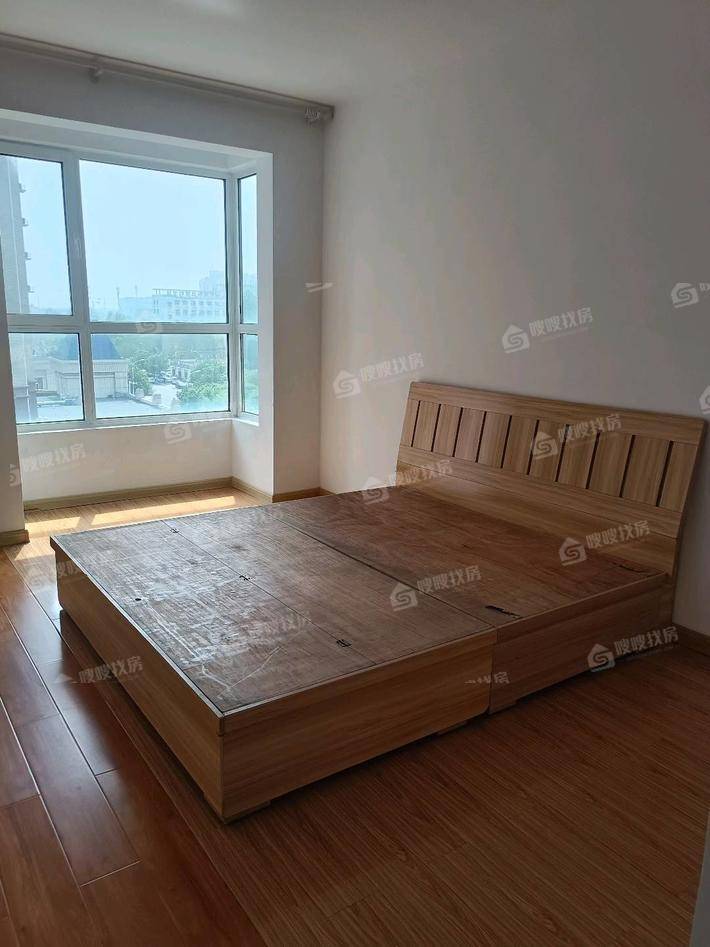 塞纳左岸3室2厅2卫137㎡