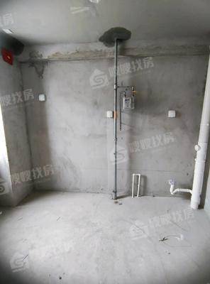 万泰丽景东区3室2厅2卫136㎡