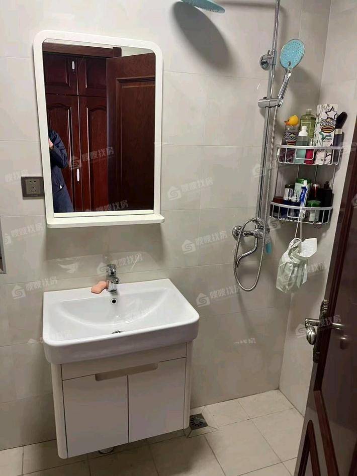 沧兴一品3室2厅2卫139㎡