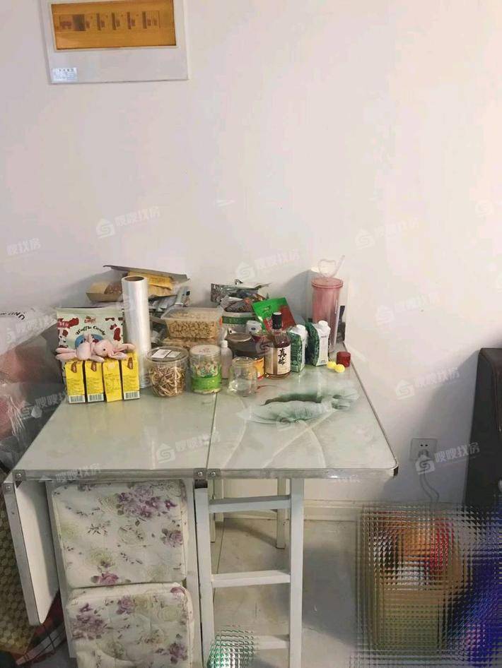 龙岸清华2室2厅1卫85㎡