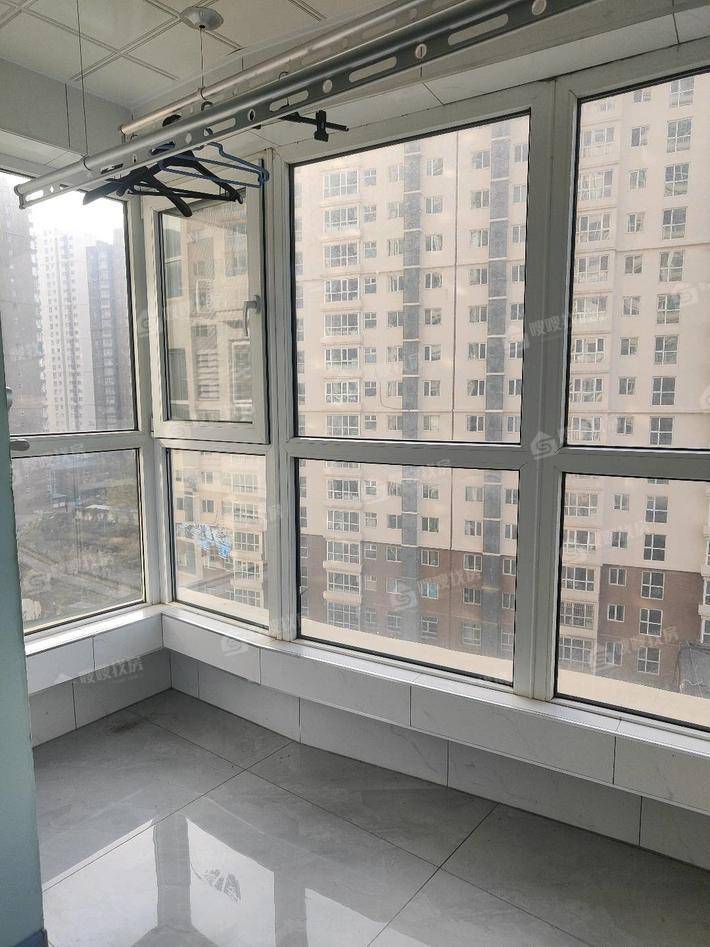 禧福荷堂C区1室1厅1卫53㎡