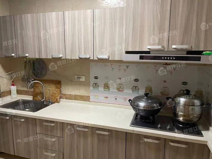 天成郡府西区3室2厅1卫139㎡