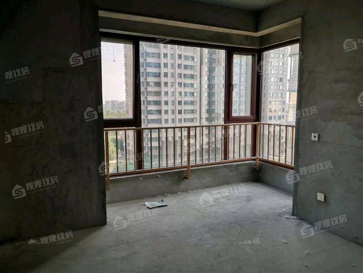 天成明月洲西区5室2厅2卫220㎡