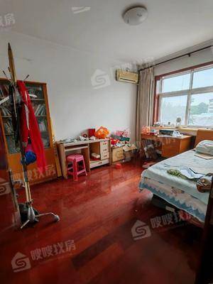 维康家园3室2厅2卫143㎡
