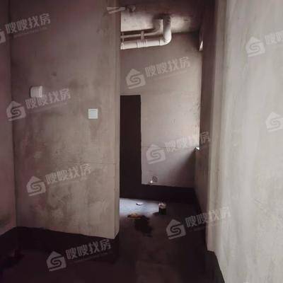 泰合荣盛华府（南区）3室2厅2卫139㎡