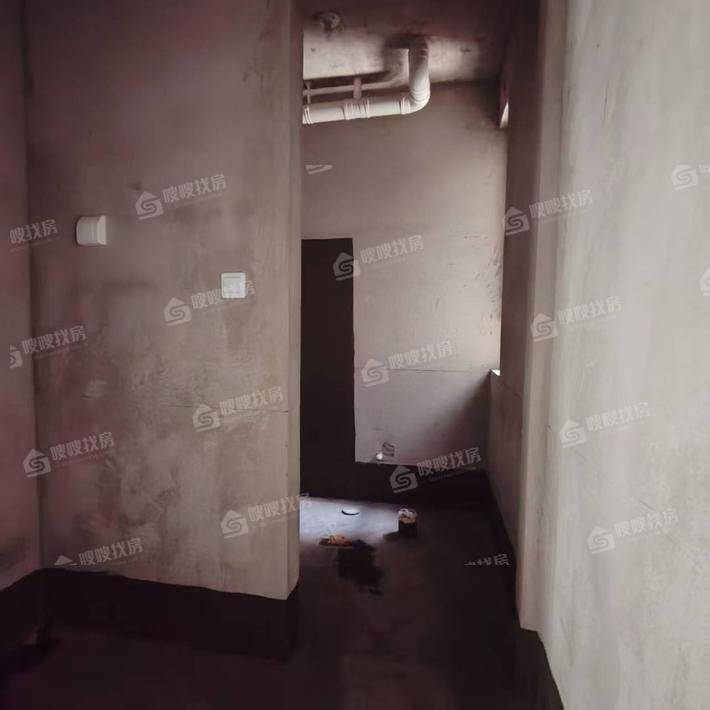 泰合荣盛华府（南区）3室2厅2卫139㎡
