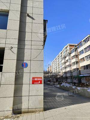富安小区/安全局家属3室2厅2卫108㎡