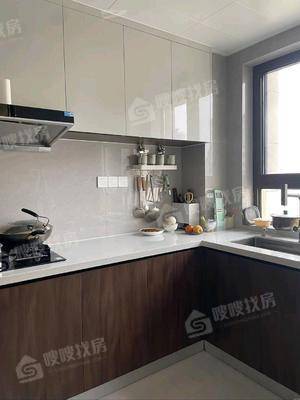 中梁观沧海3室2厅2卫135㎡