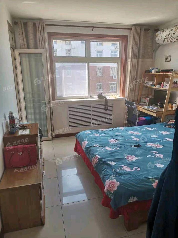 广厦阳光3室2厅2卫122㎡