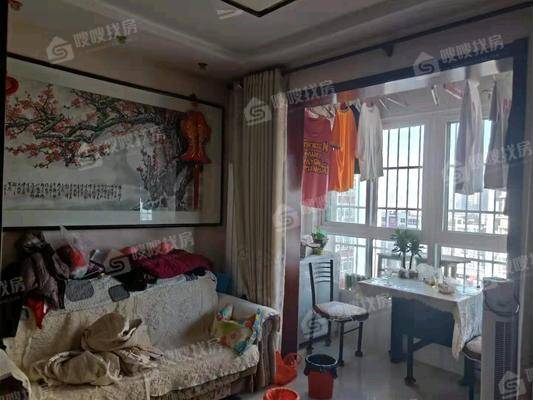 东方骏景1室1厅1卫54㎡