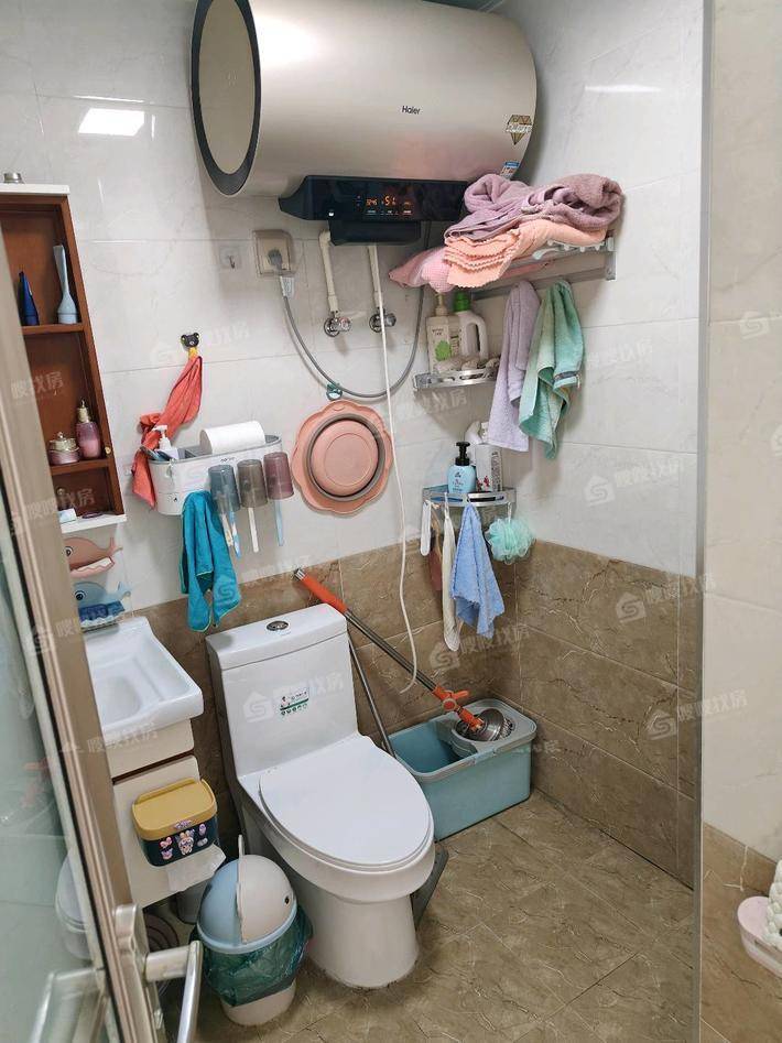 御宇国际四期2室2厅1卫90㎡