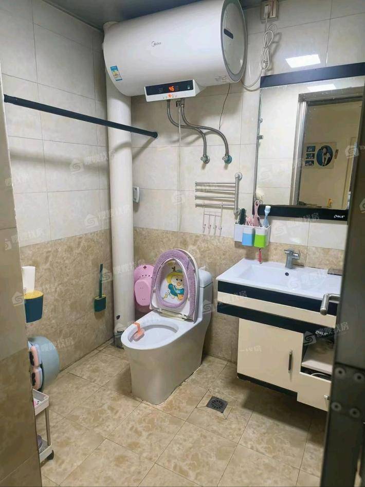 宏宇城（B区）2室2厅1卫68㎡