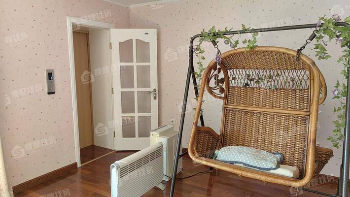 颐和庄园一期4室2厅3卫263㎡