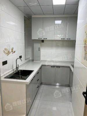 凤凰城（B区）2室2厅1卫70㎡