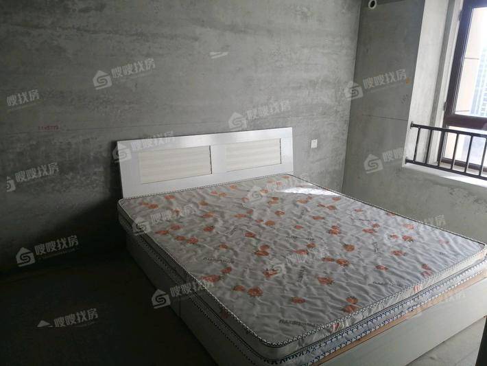 荣盛锦绣学府3室2厅2卫121㎡