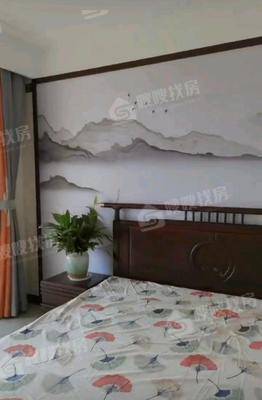 御湖公馆4室2厅2卫227㎡