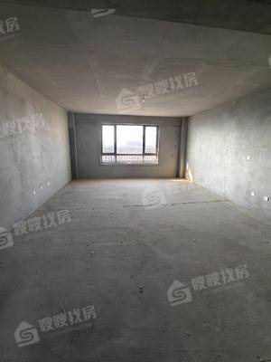 御湖公馆4室2厅3卫227㎡