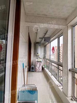 孔雀城B区3室2厅2卫134㎡